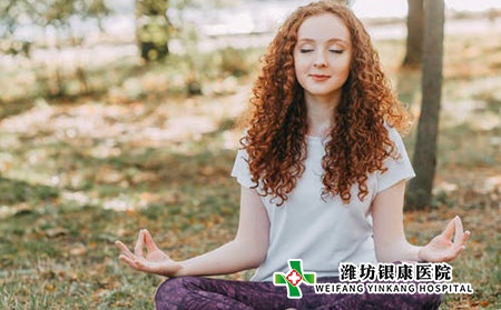 手部白癜风的原因有哪些?应该如何护理?